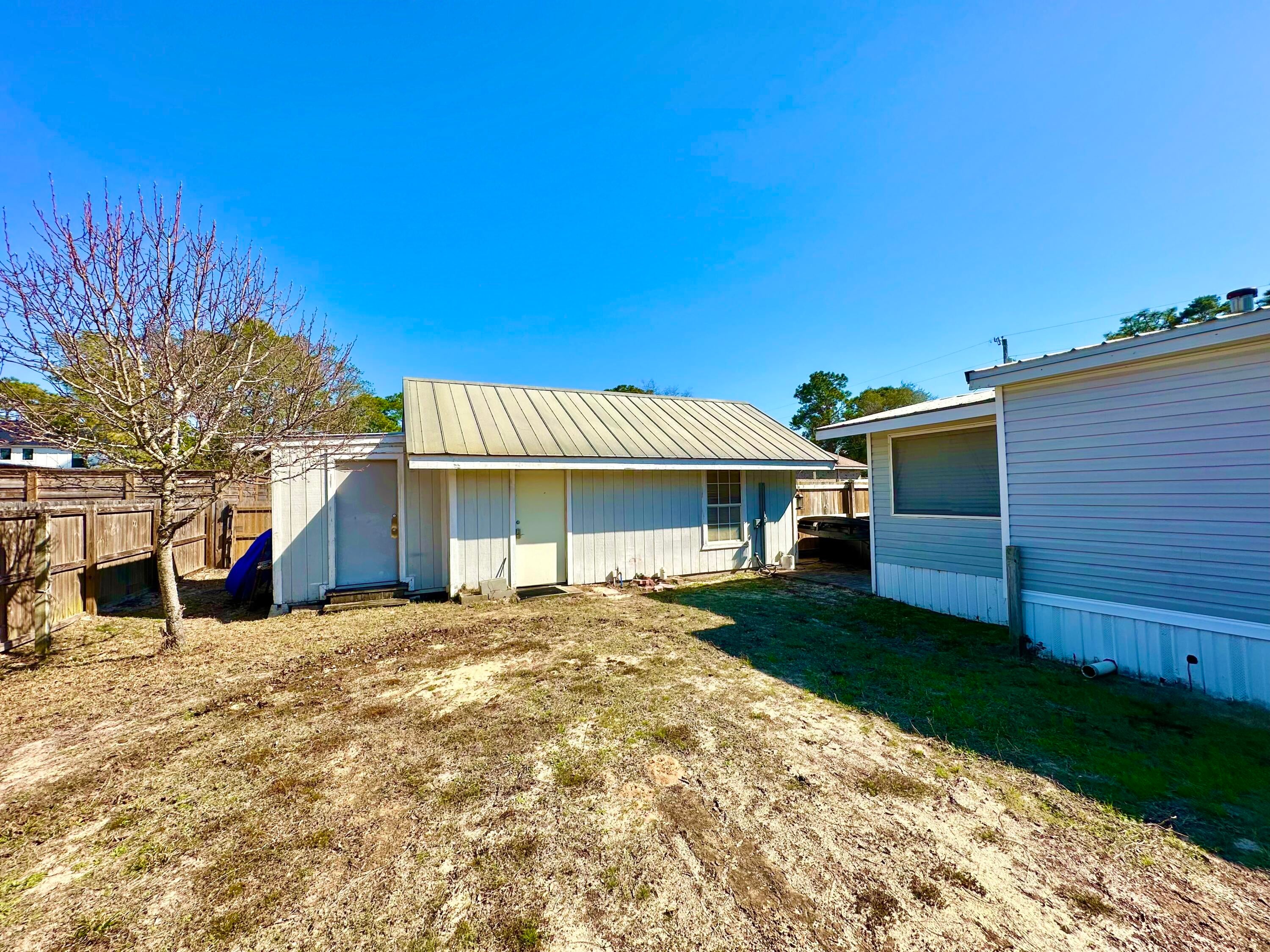 ELIZABETH FARMS 2ND ADDN UNREC - Residential
