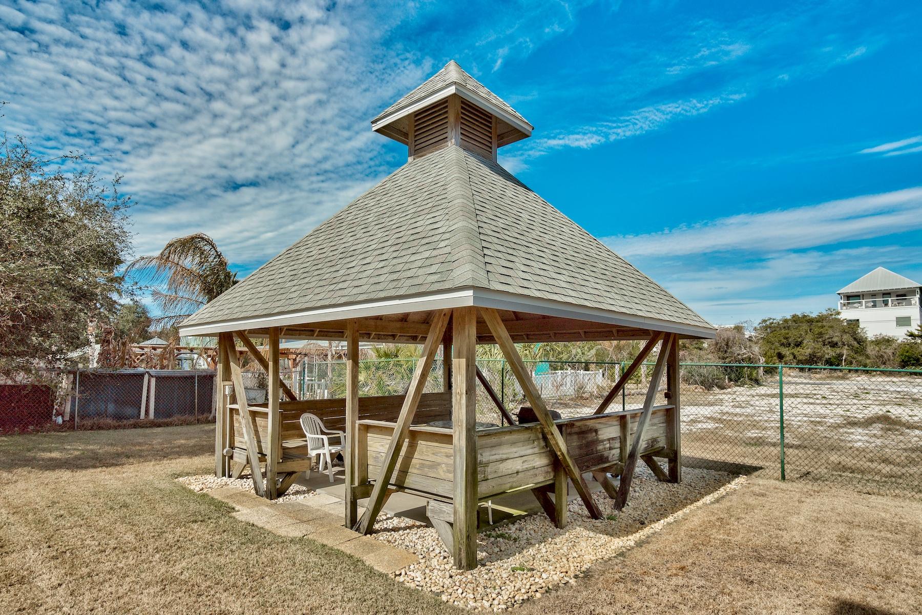 INLET SANDS CONDO - Residential
