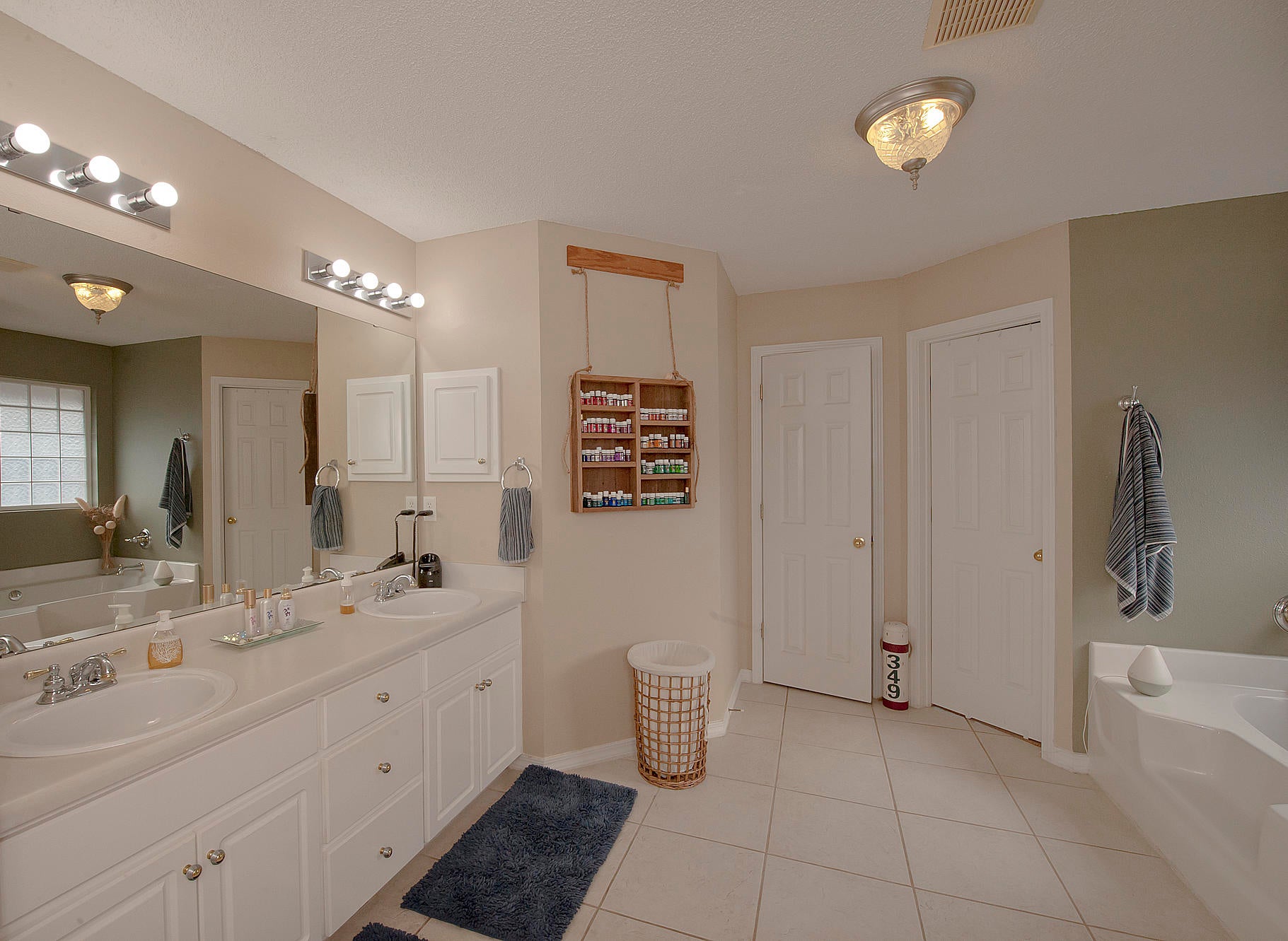 BRIGHTON OAKS - Residential