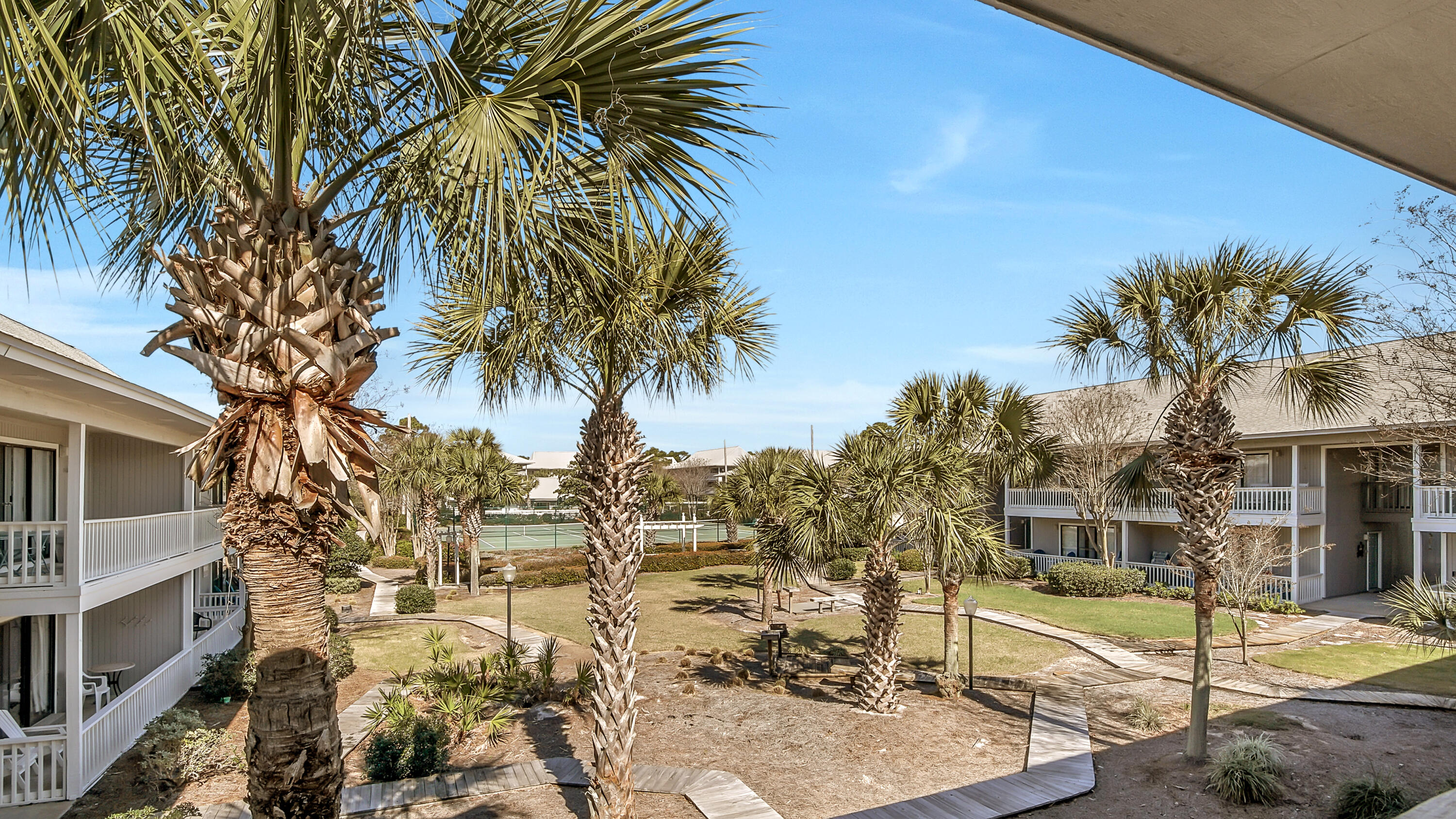 BEACHWOOD VILLAS CONDO - Residential