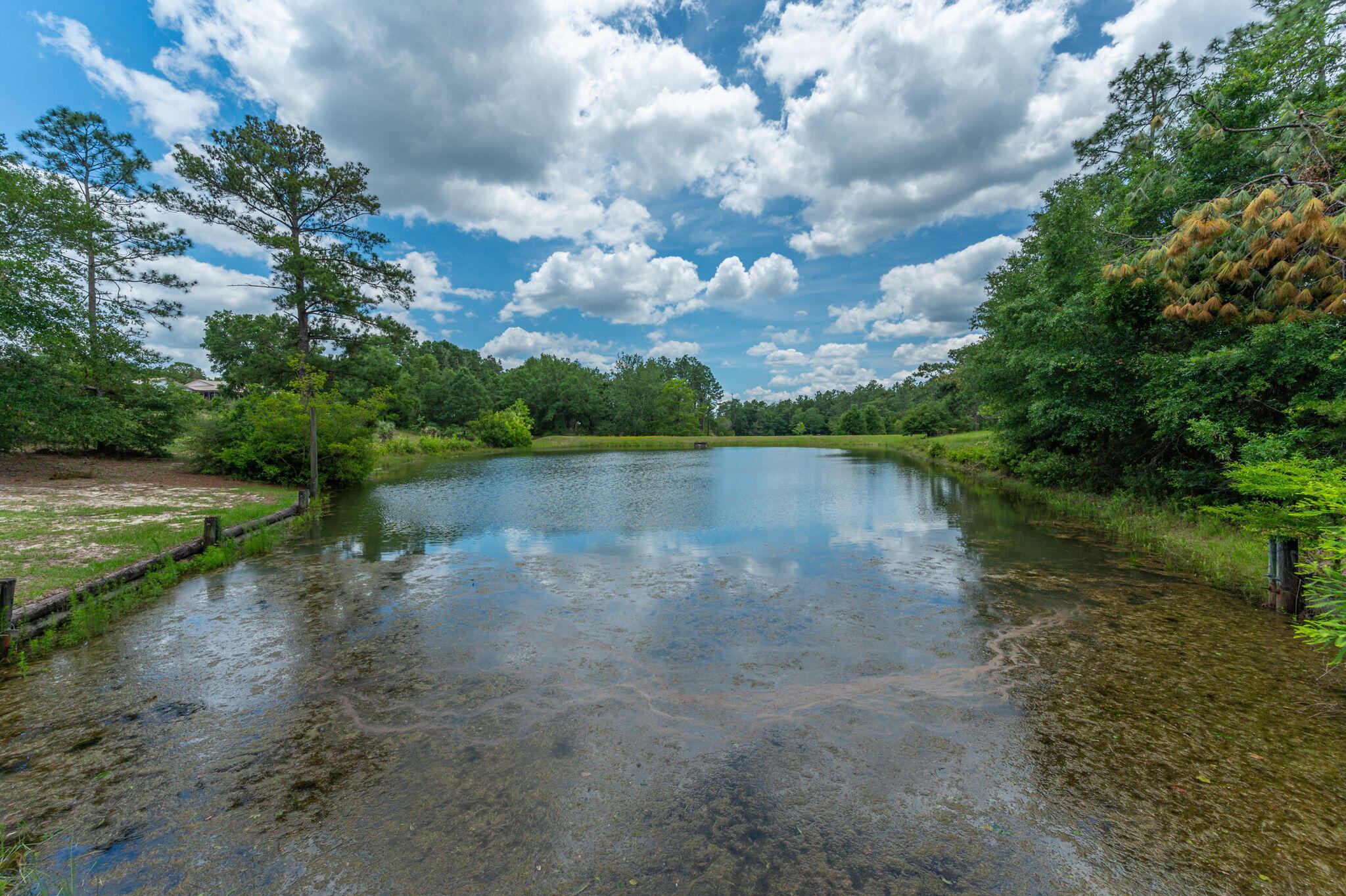 KENNEDY LAKE (UNRECORDED) - Land