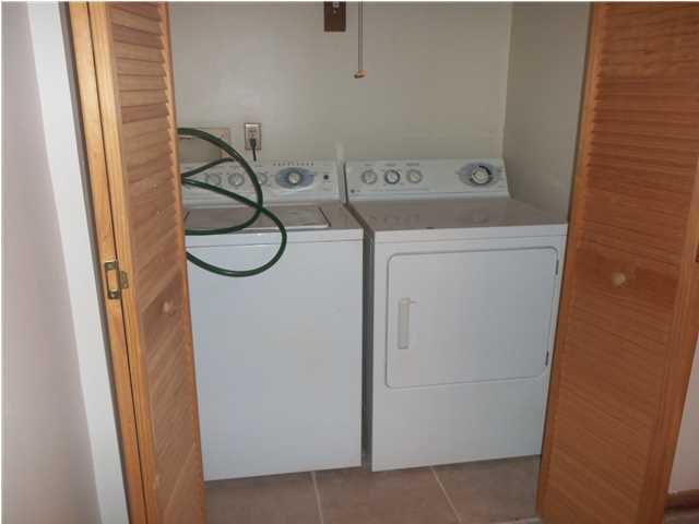 ISLAND BREEZE CONDO - Residential Lease