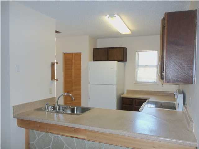 ISLAND BREEZE CONDO - Residential Lease
