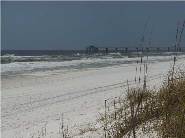 ISLAND BREEZE CONDO - Residential Lease