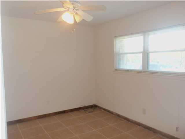 ISLAND BREEZE CONDO - Residential Lease