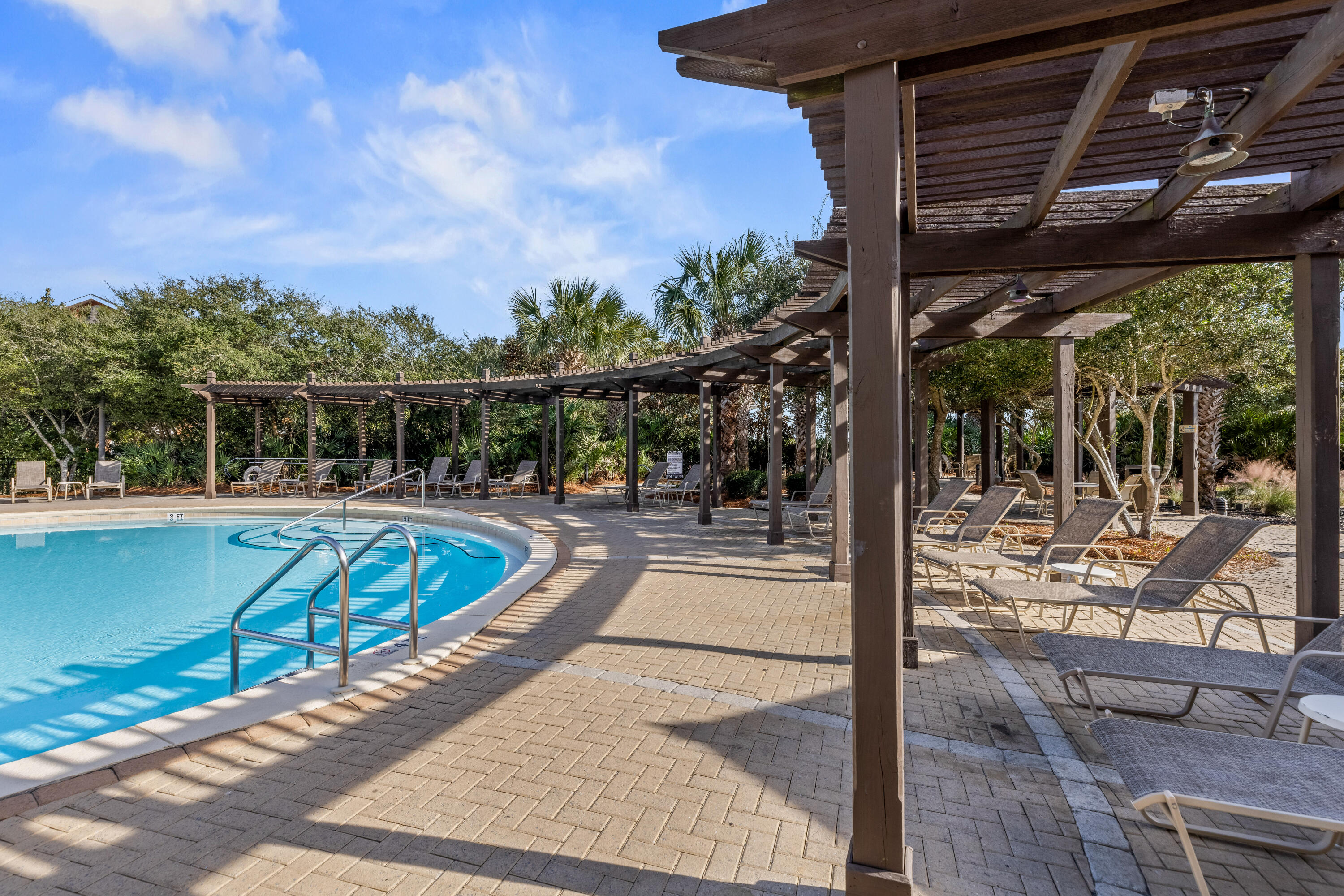 BEACH RESORT - Residential