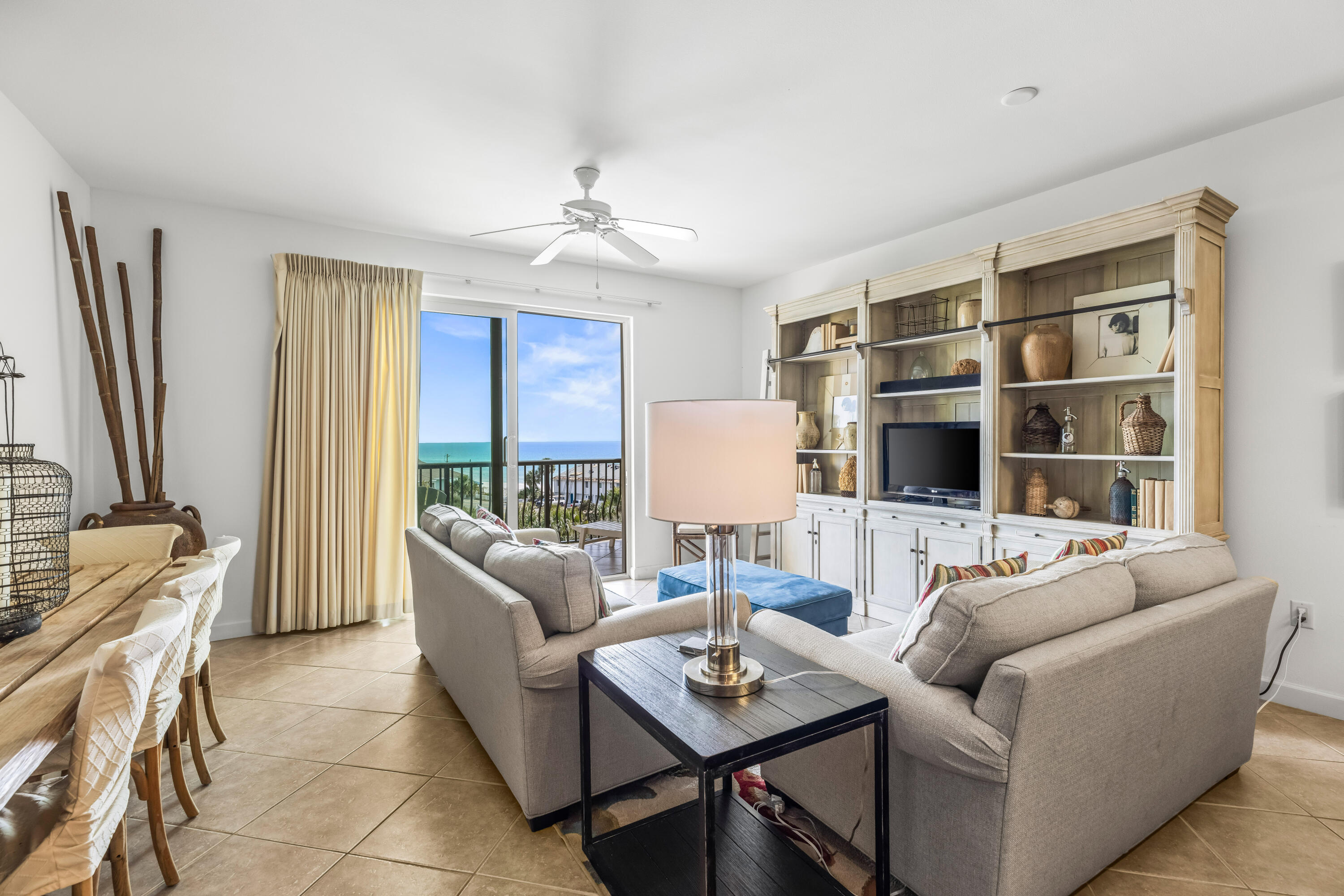 BEACH RESORT - Residential
