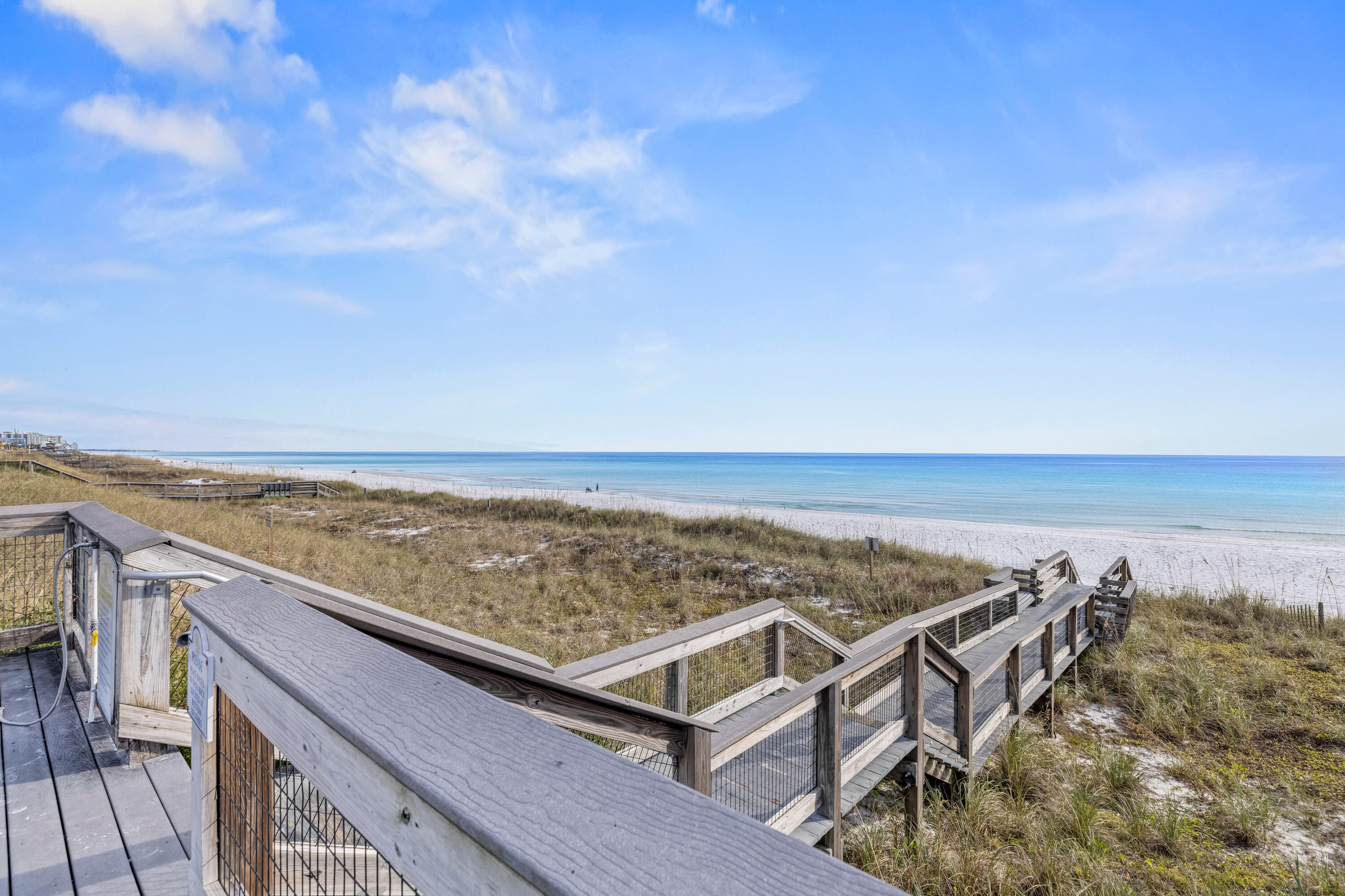 BEACH RESORT - Residential