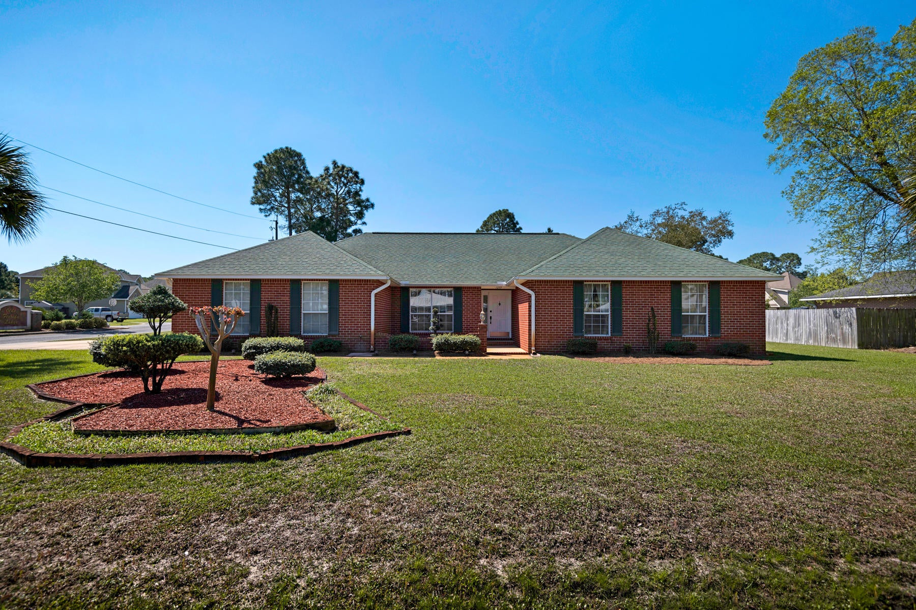 HOLIDAY SHORES ESTATES - Residential