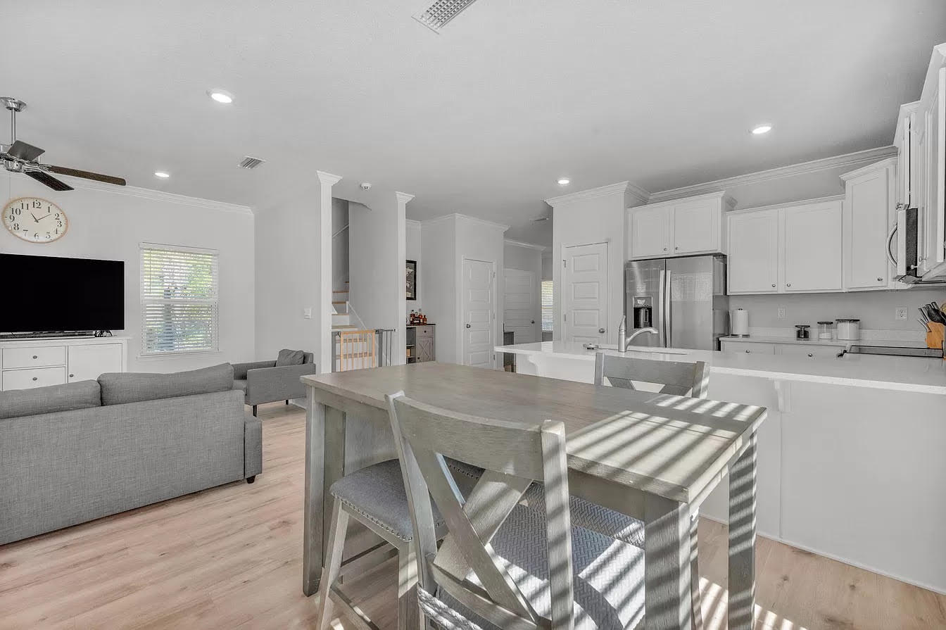 Hammock Oaks - Residential Lease