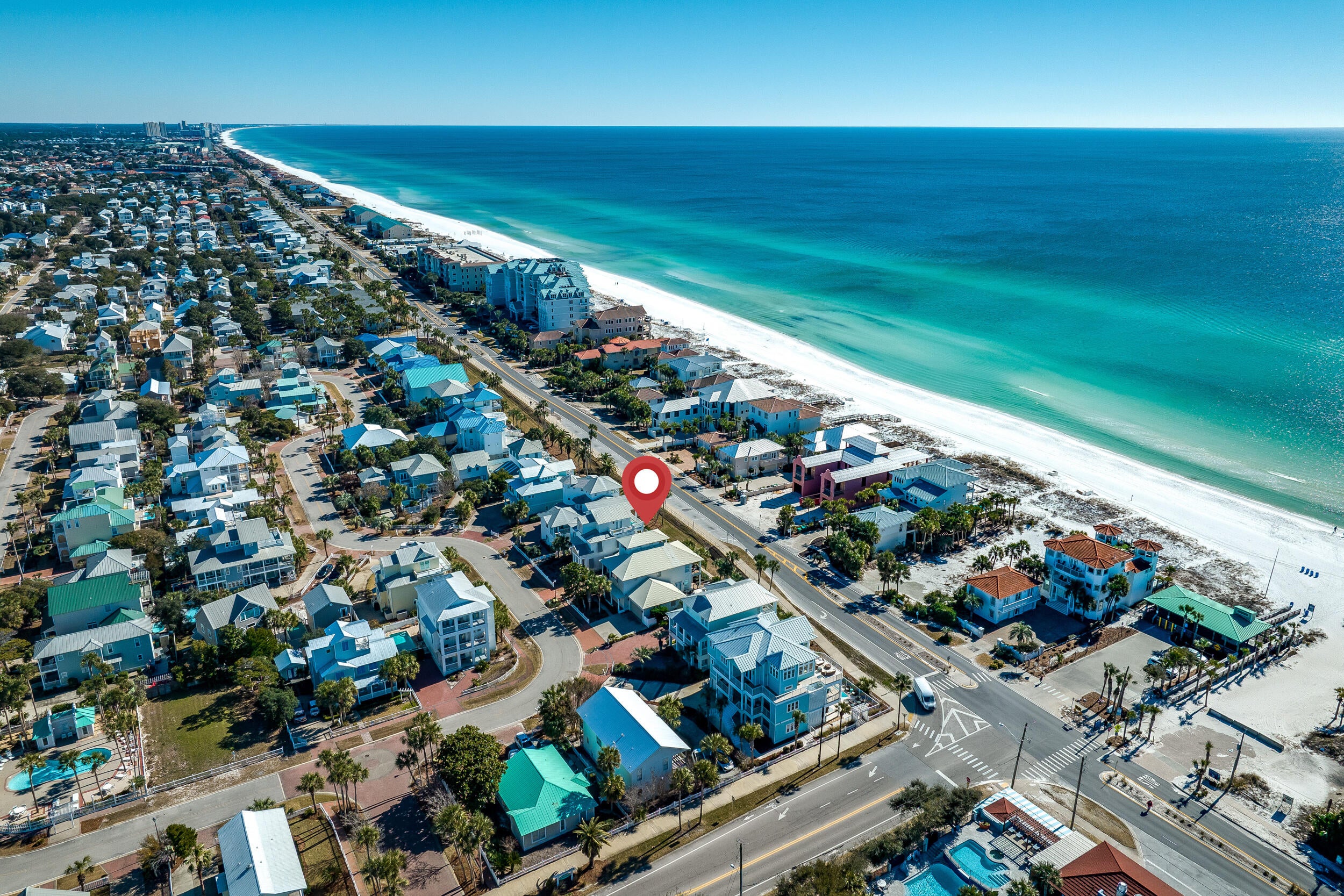 CRYSTAL SHORES - Residential