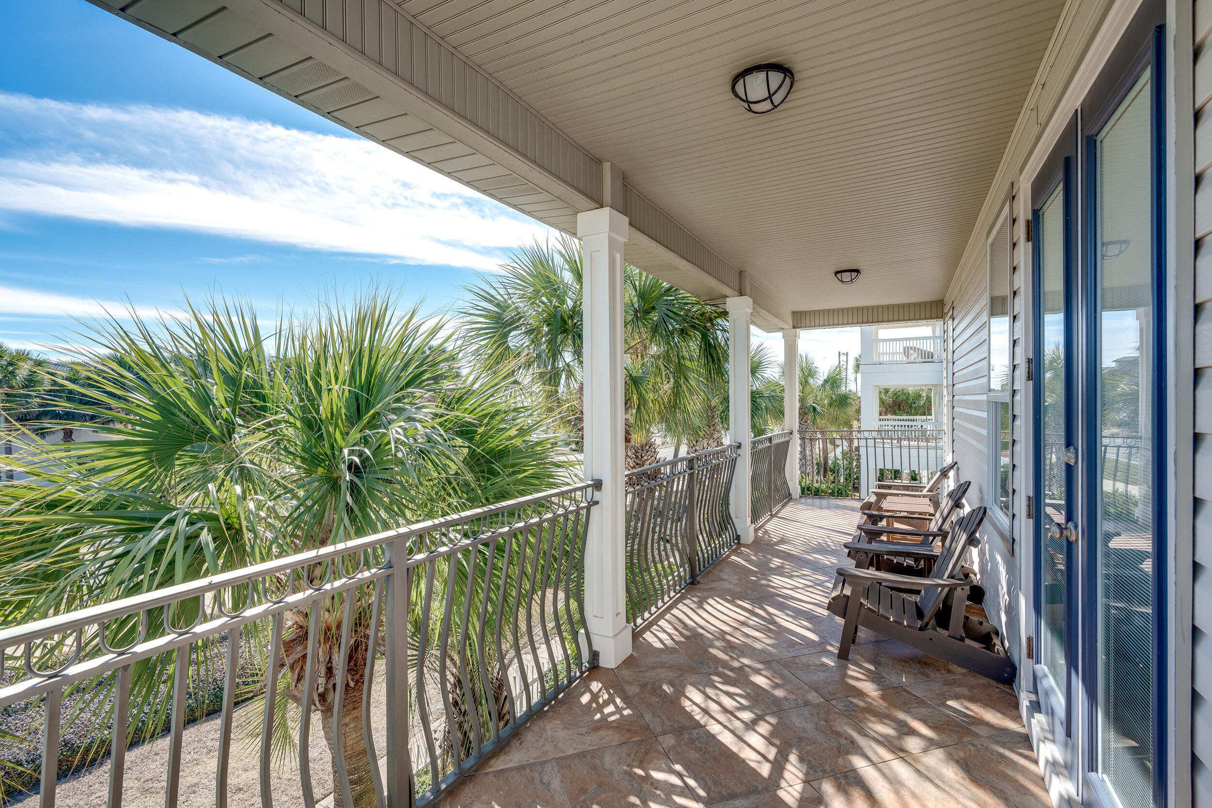 CRYSTAL SHORES - Residential