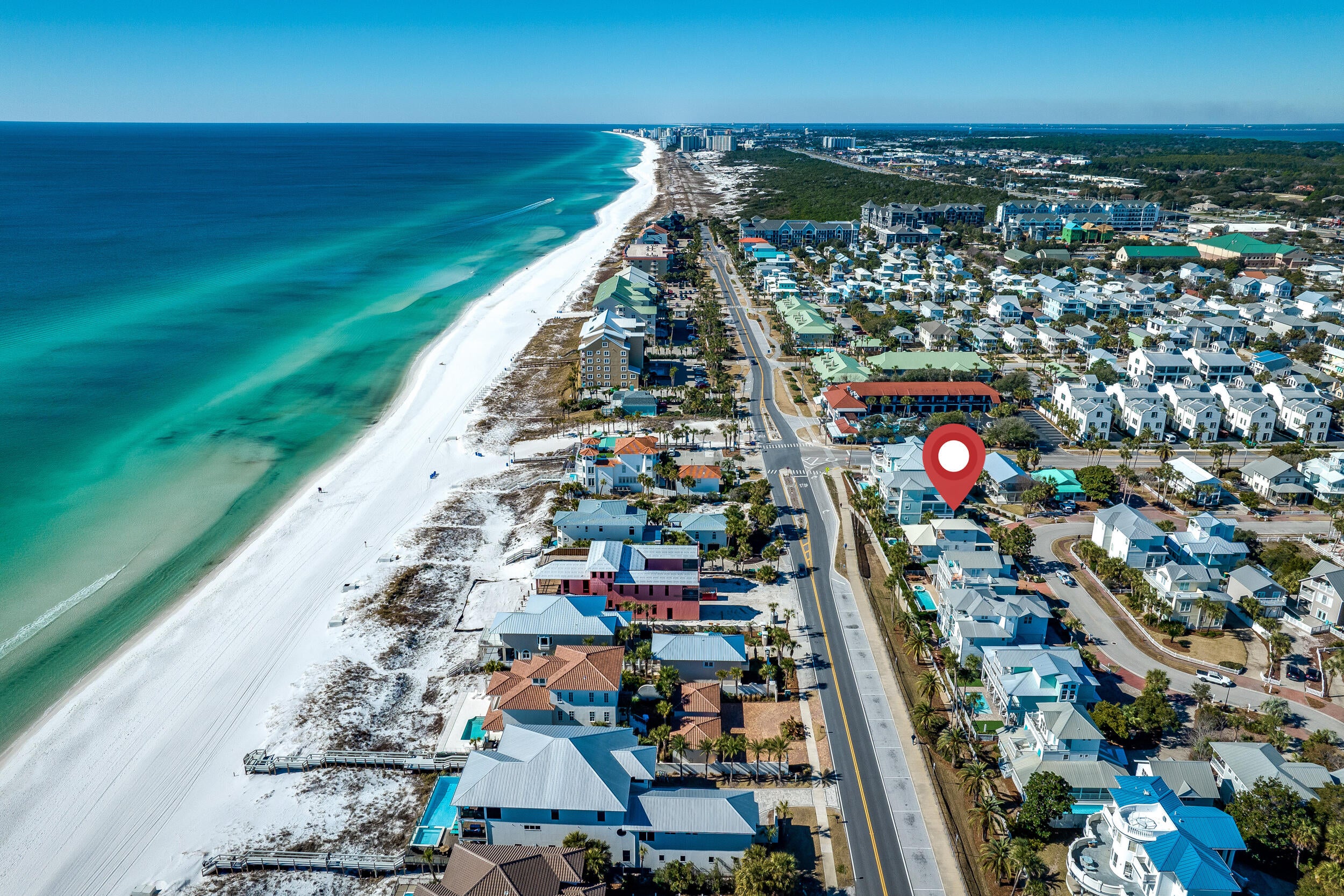 CRYSTAL SHORES - Residential