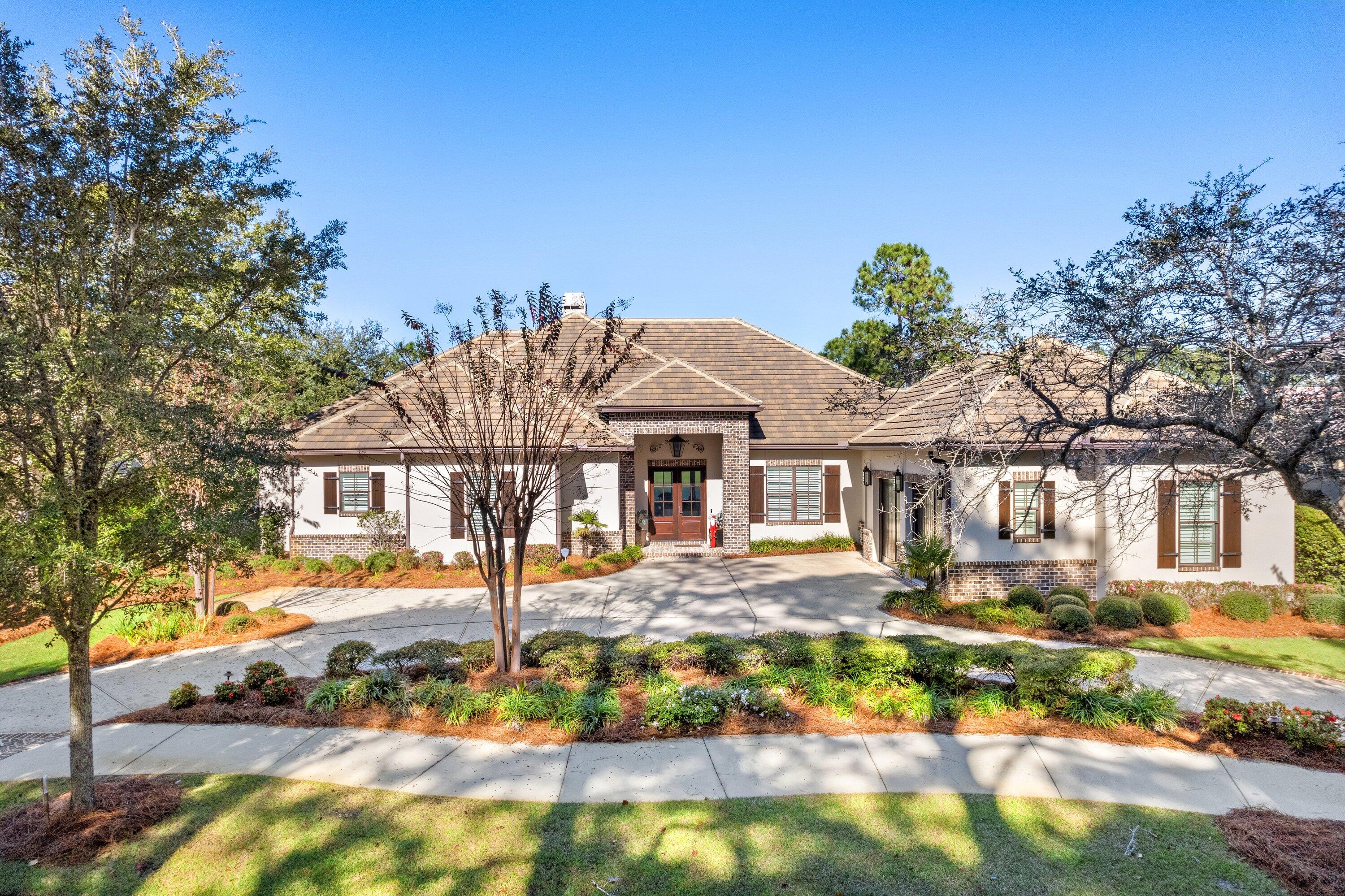 BURNT PINE - Residential