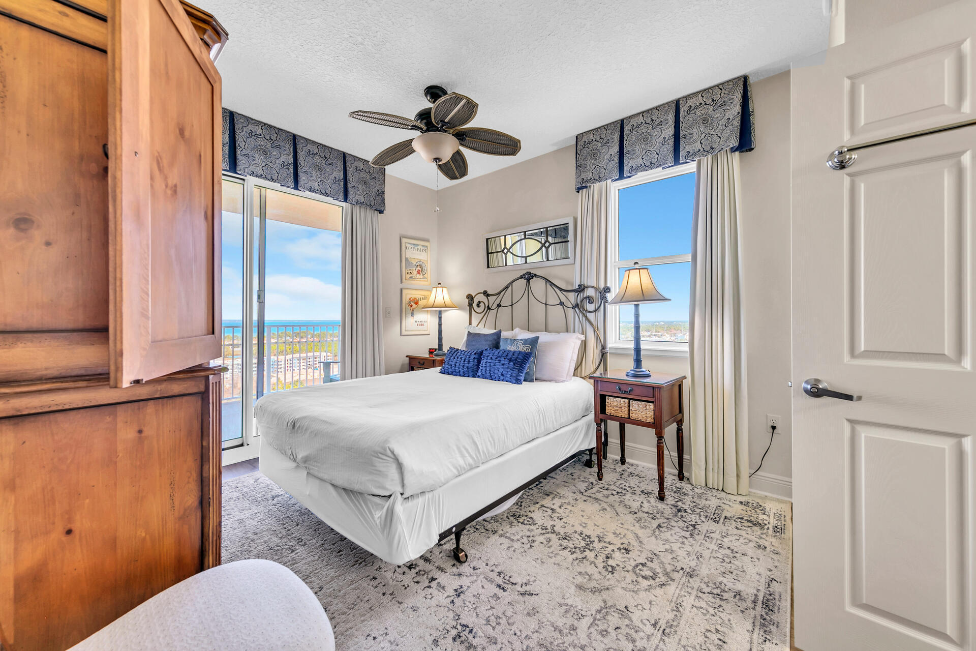 ARIEL DUNES - Residential