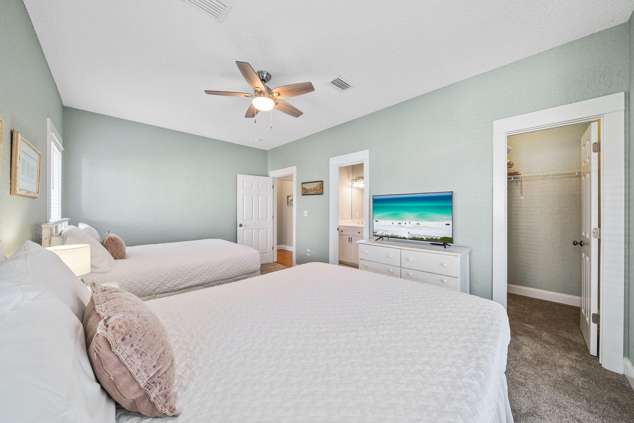 SEAGROVE 1ST ADDN - Residential