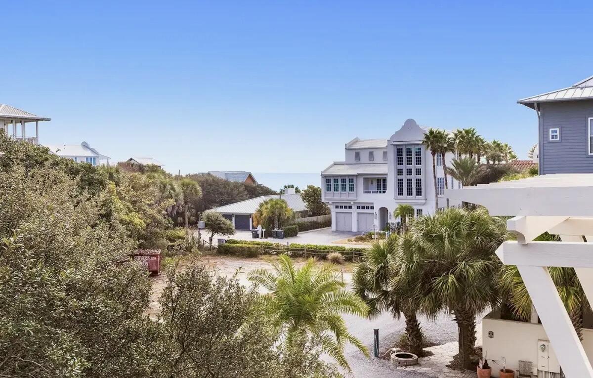SEAGROVE 1ST ADDN - Residential