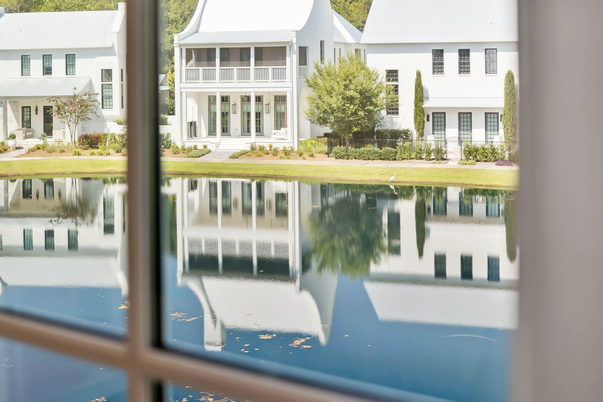 CHURCHILL OAKS - Residential