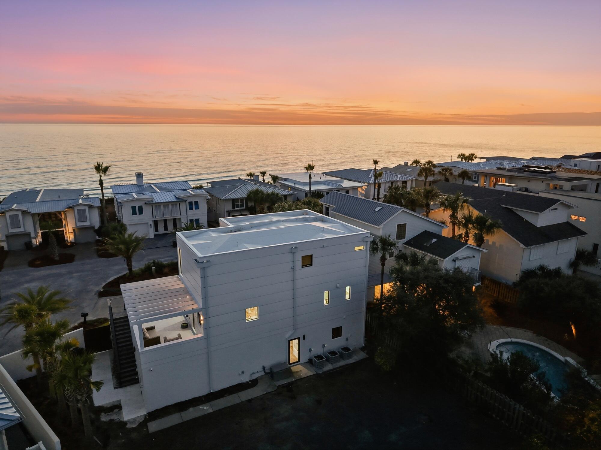 SAND CLIFFS ON THE GULF - Residential