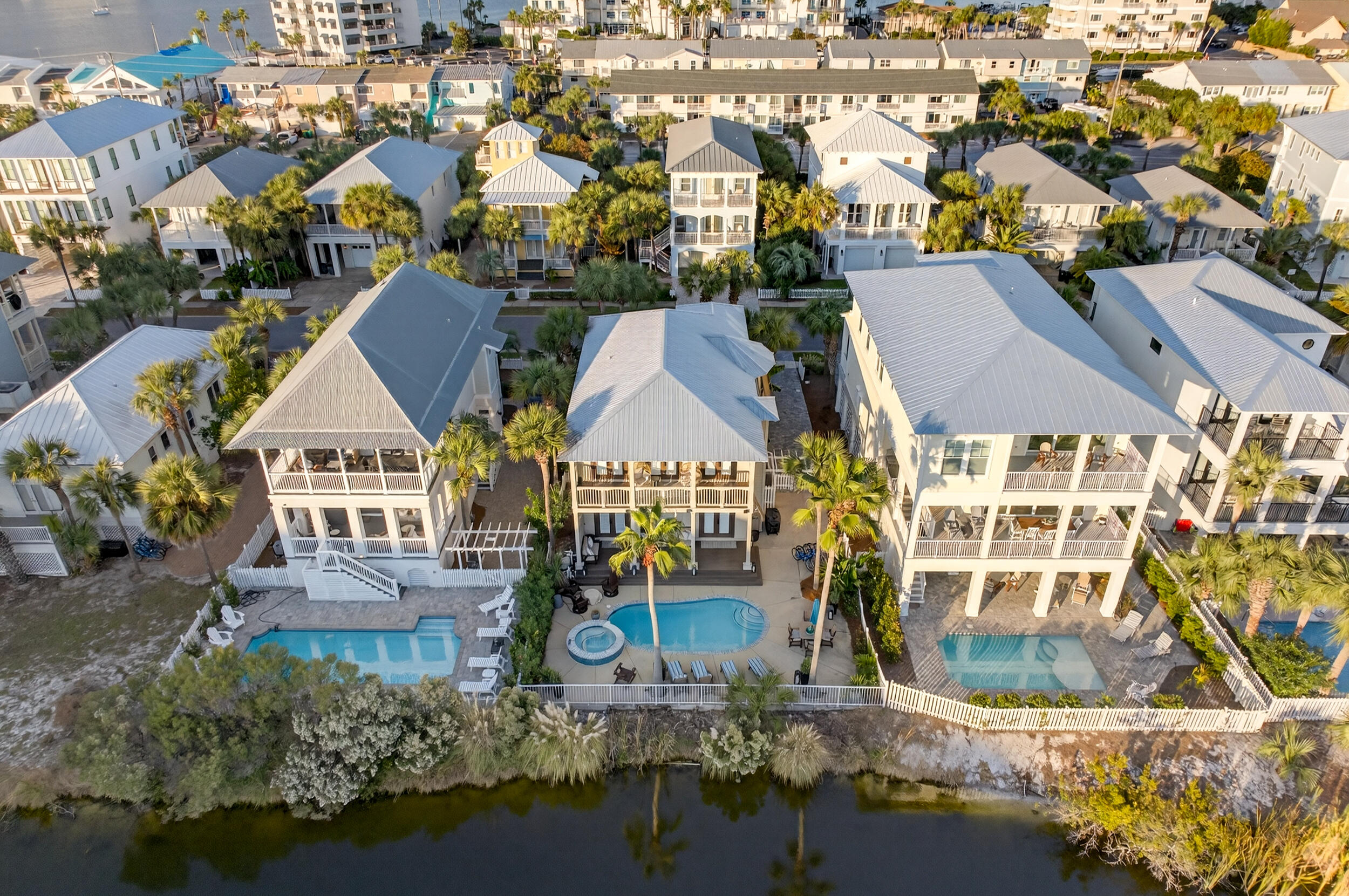 DESTIN POINTE - Residential