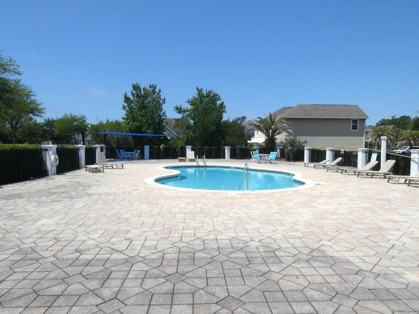 HARRISON'S WALK - Residential Lease