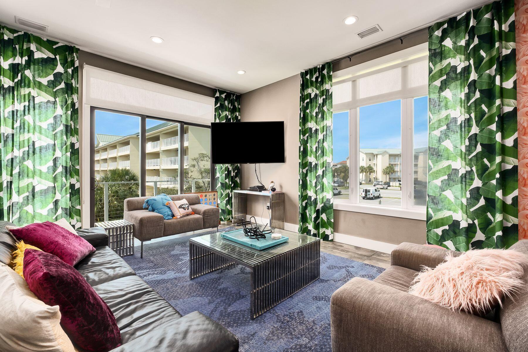 AVALON BEACH ESTATES - Residential