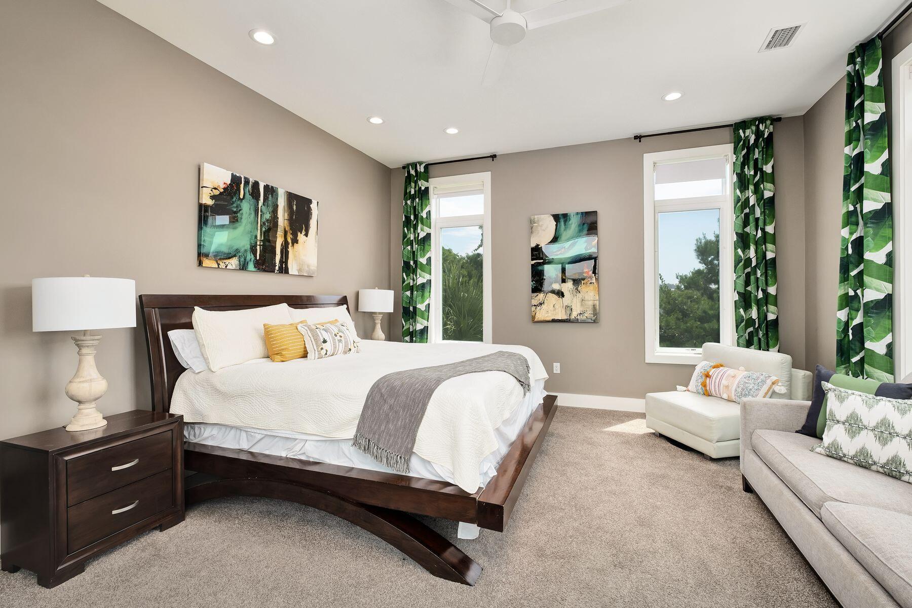 AVALON BEACH ESTATES - Residential