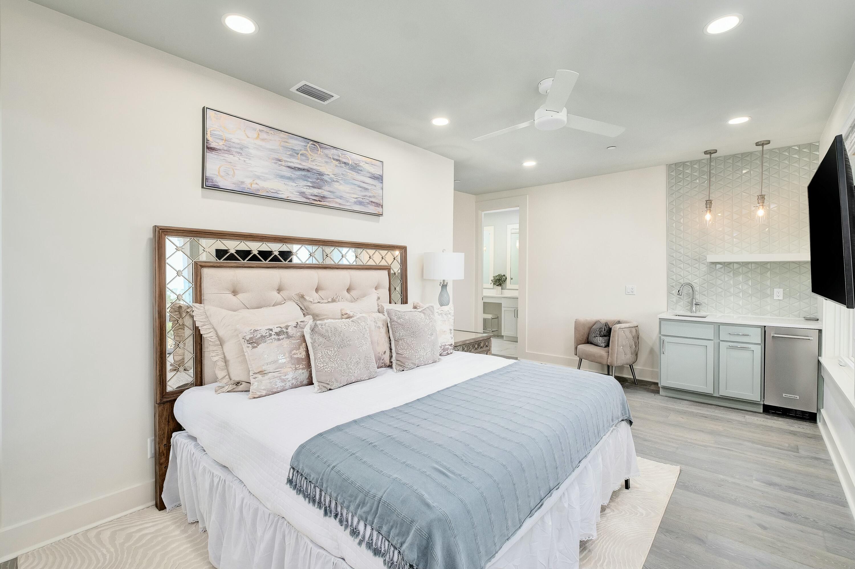 CARILLON BEACH - Residential