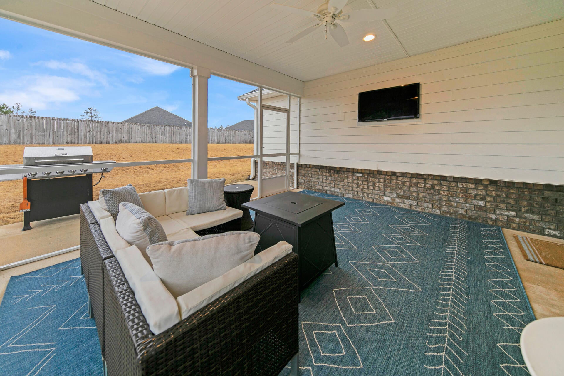 Cross Creek Estates - Residential