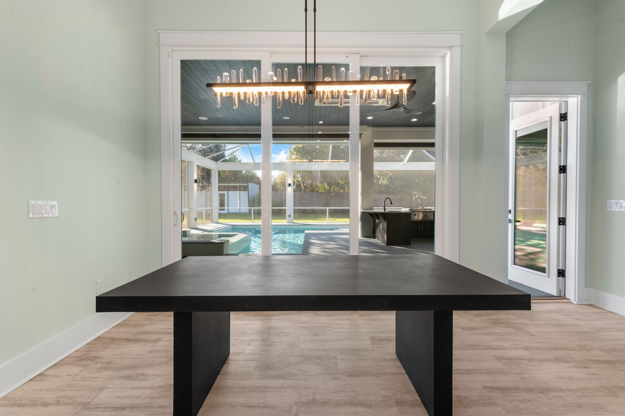 SANDESTIN ESTATES - Residential