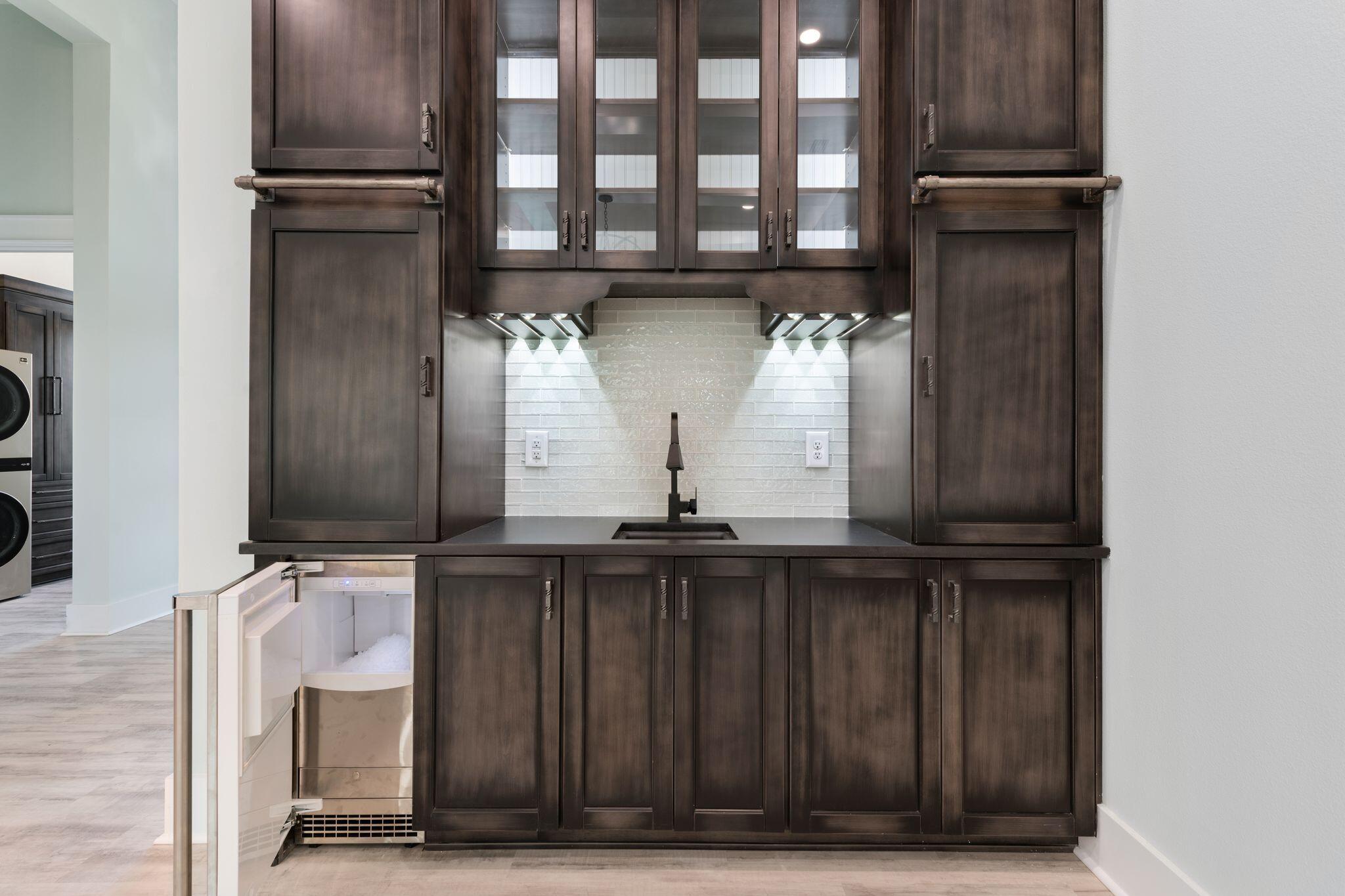 SANDESTIN ESTATES - Residential