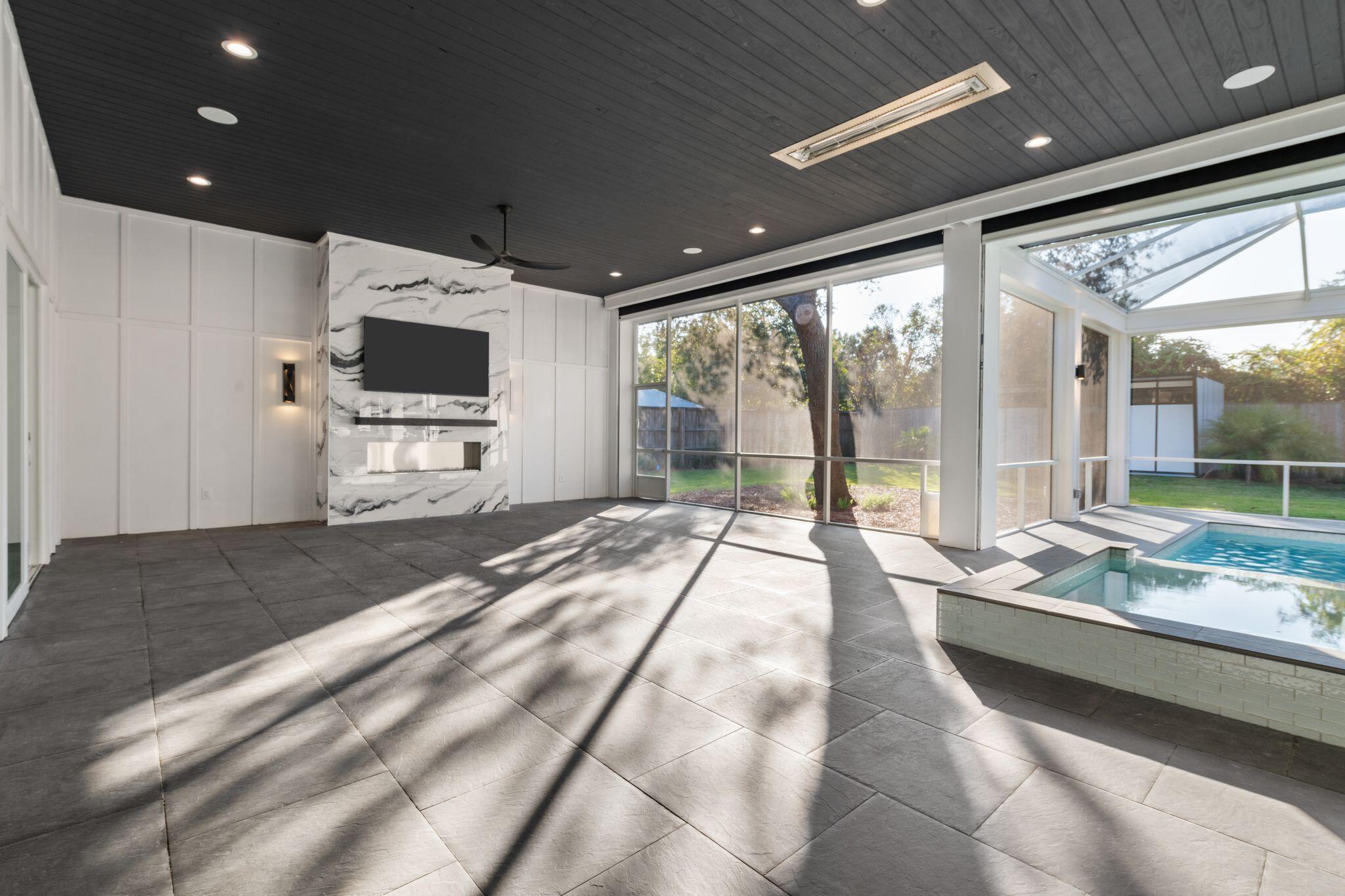 SANDESTIN ESTATES - Residential