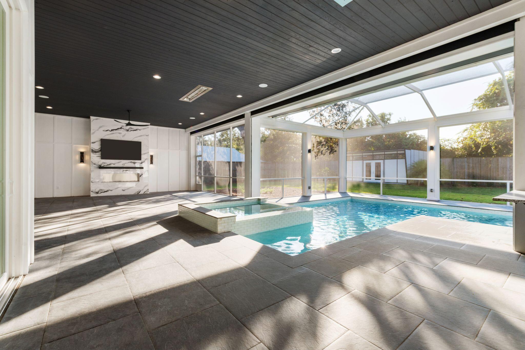 SANDESTIN ESTATES - Residential