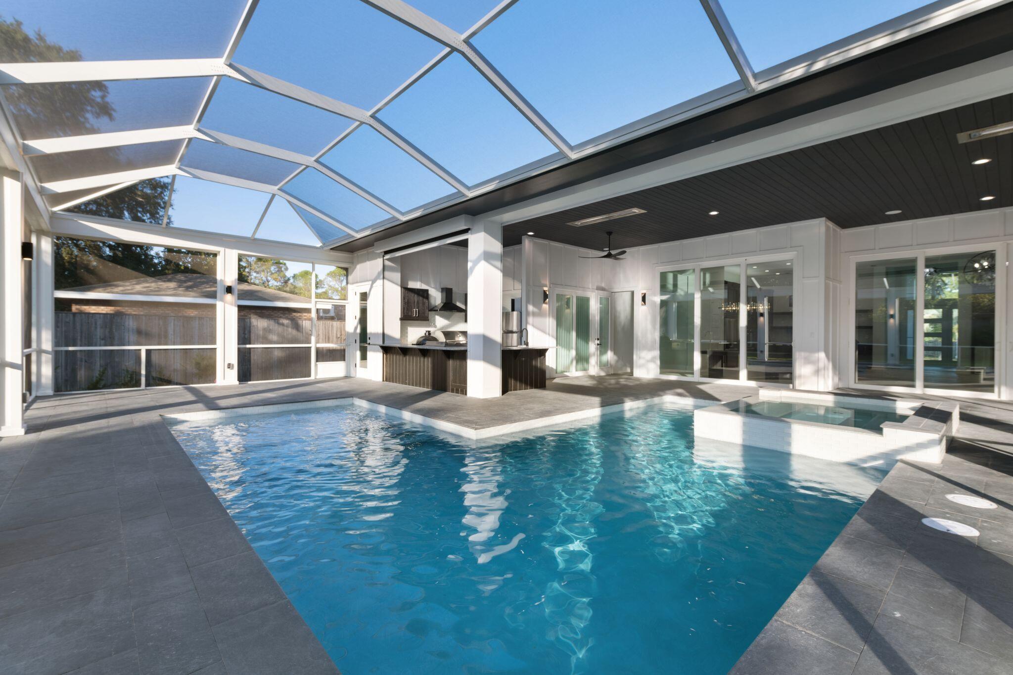 SANDESTIN ESTATES - Residential
