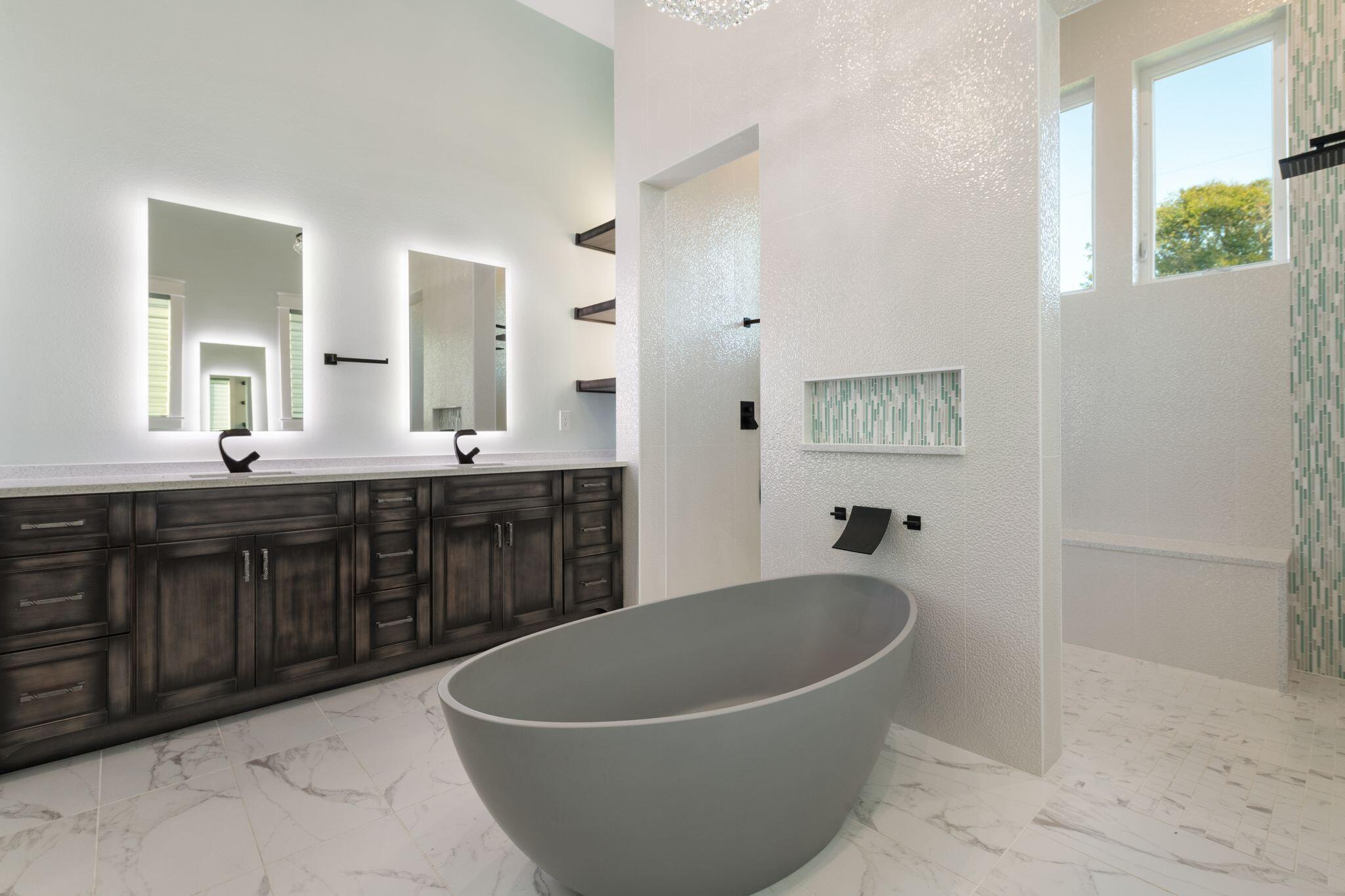 SANDESTIN ESTATES - Residential