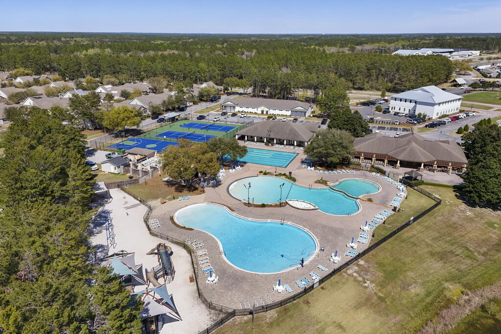 HAMMOCK BAY - Residential