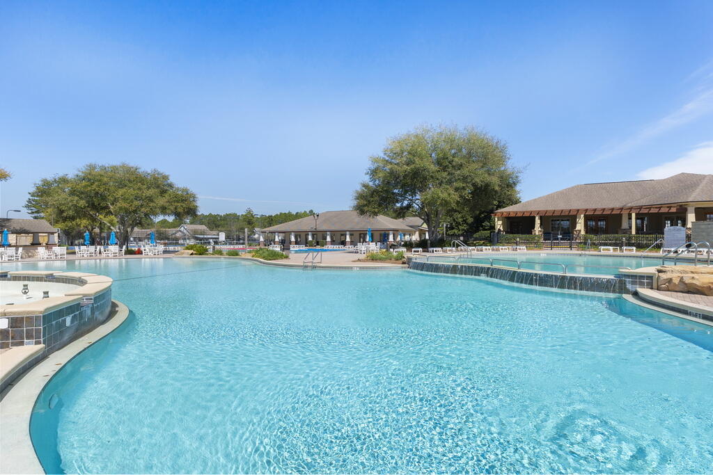HAMMOCK BAY - Residential