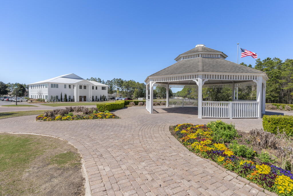 HAMMOCK BAY - Residential