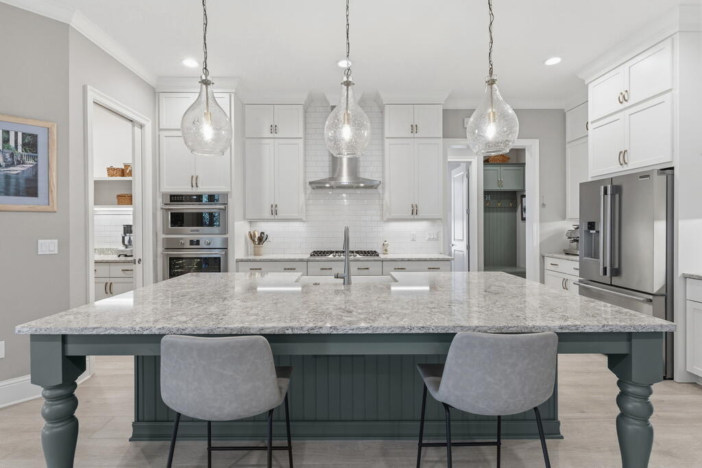 HAMMOCK BAY - Residential