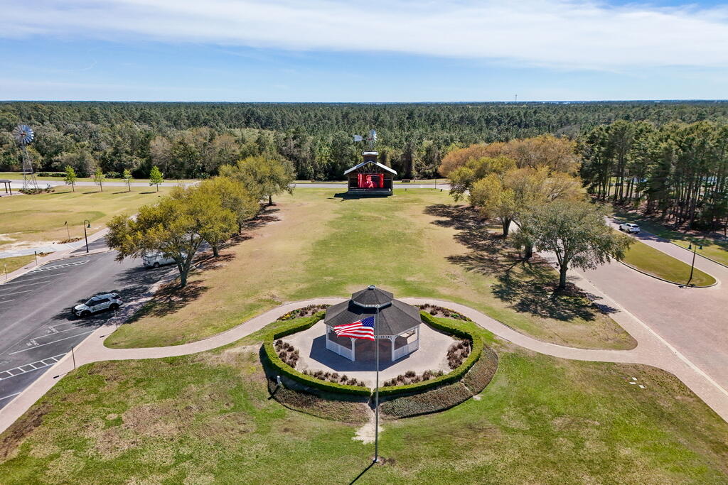 HAMMOCK BAY - Residential