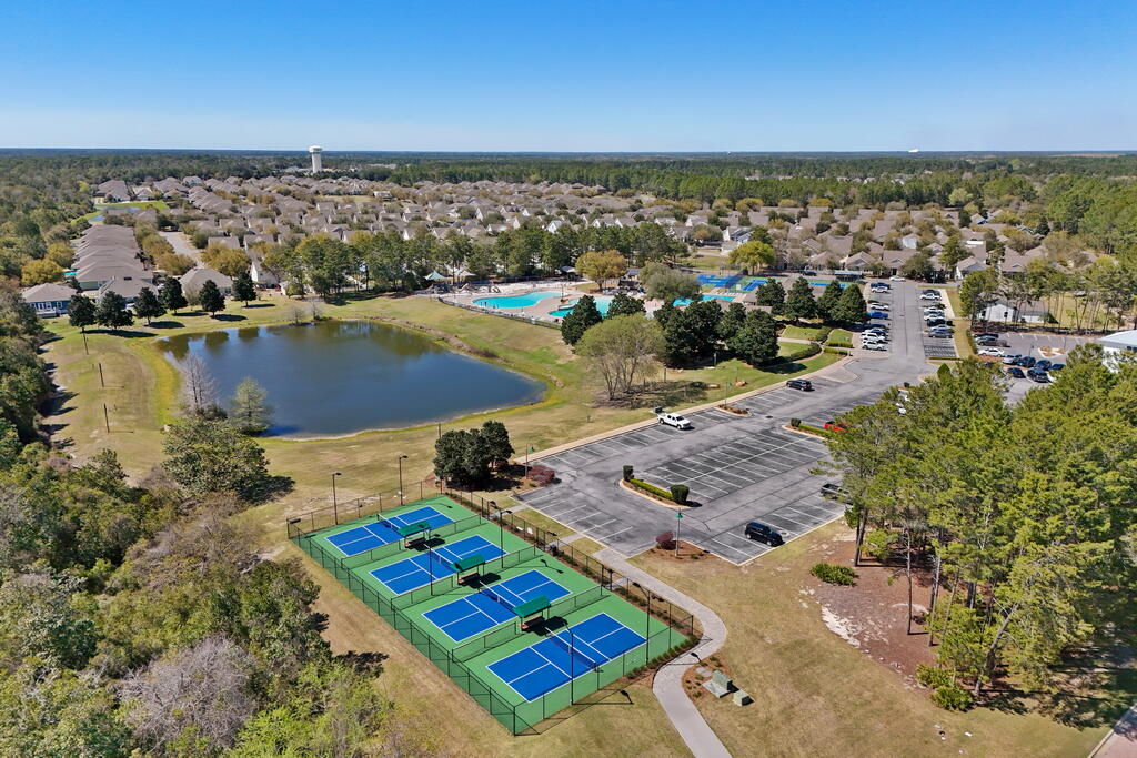HAMMOCK BAY - Residential