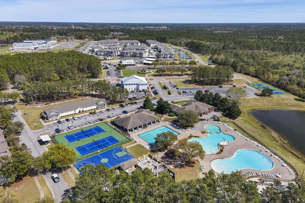HAMMOCK BAY - Residential