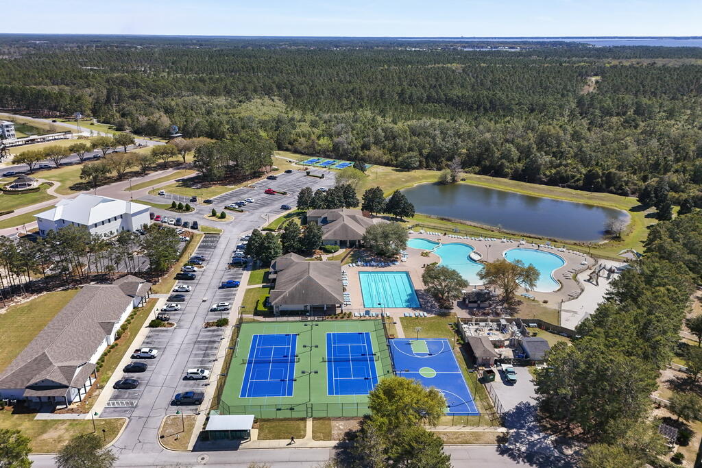 HAMMOCK BAY - Residential