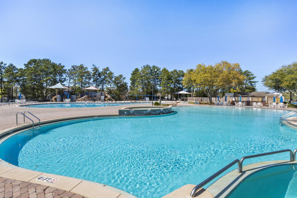 HAMMOCK BAY - Residential