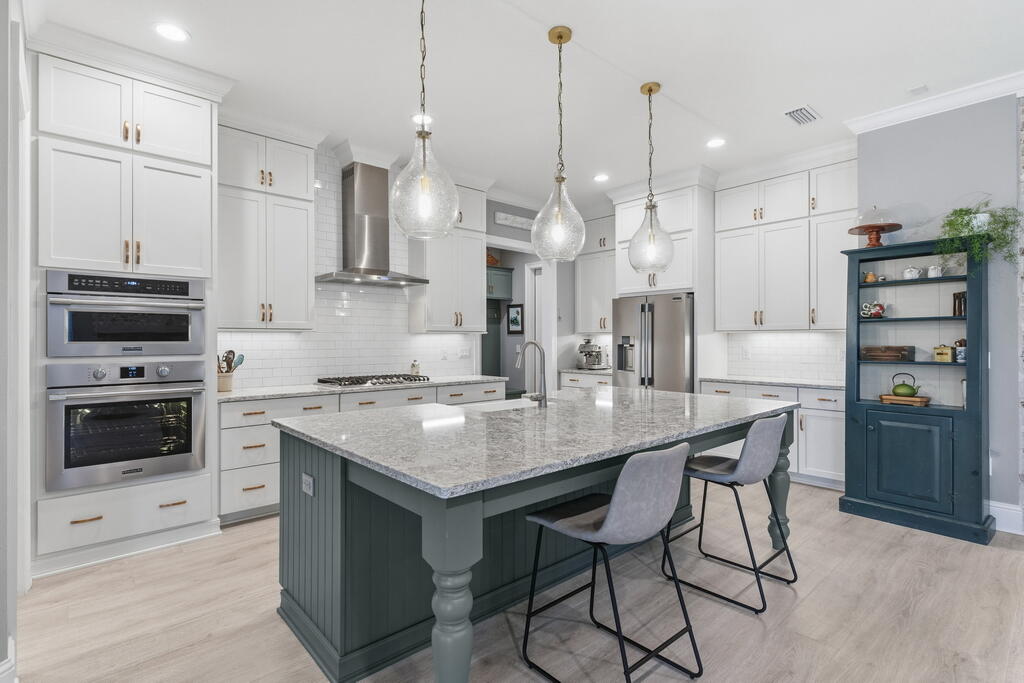 HAMMOCK BAY - Residential