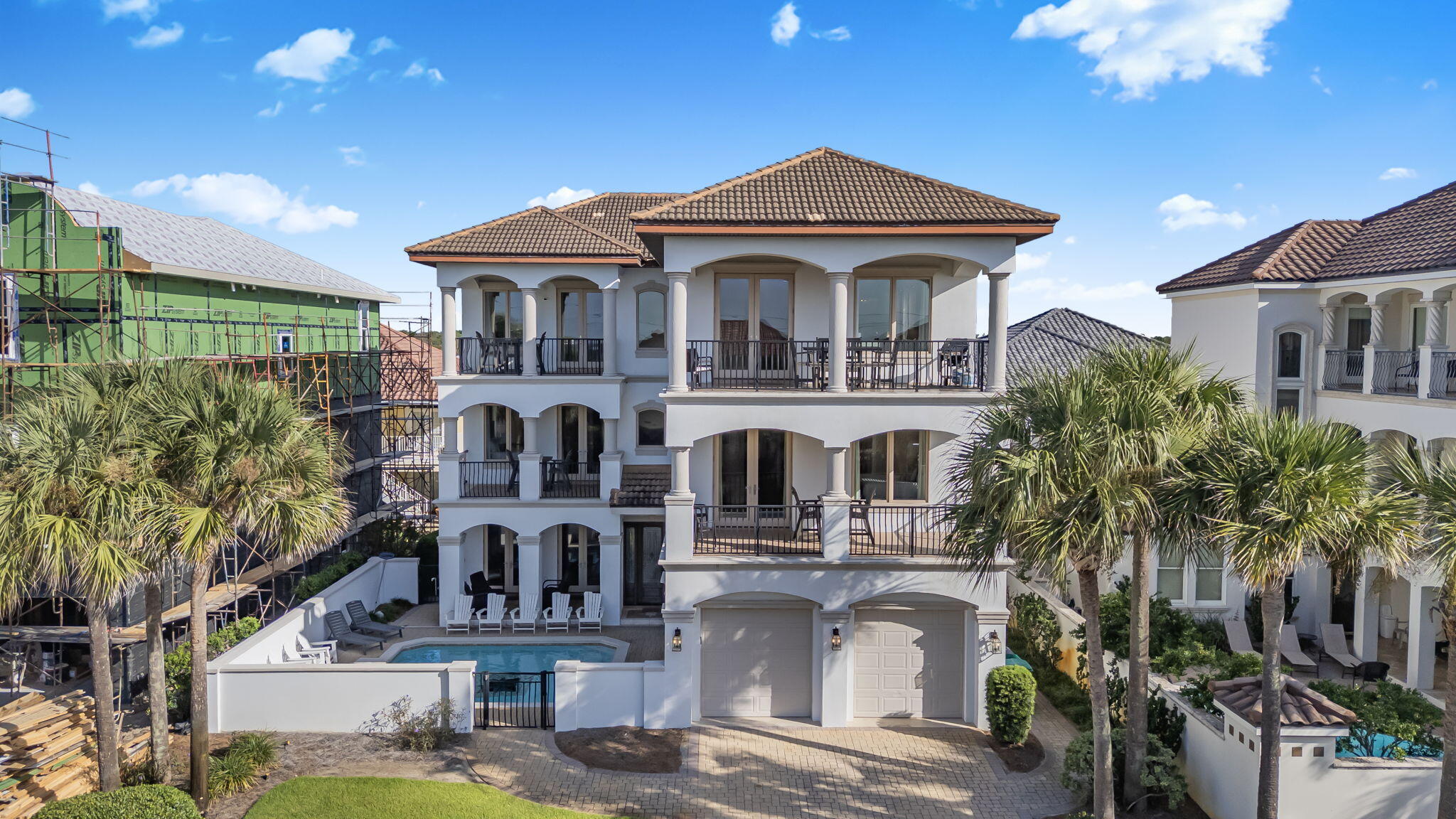 AVALON BEACH ESTATES - Residential