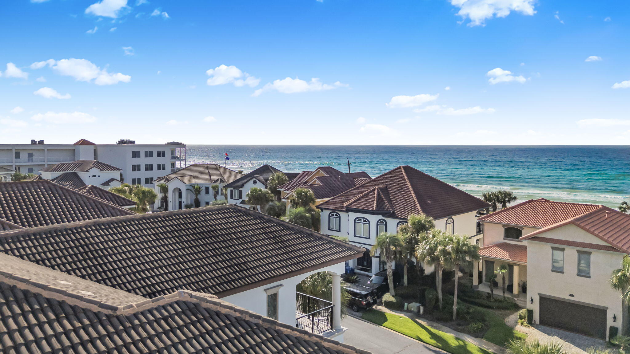 AVALON BEACH ESTATES - Residential