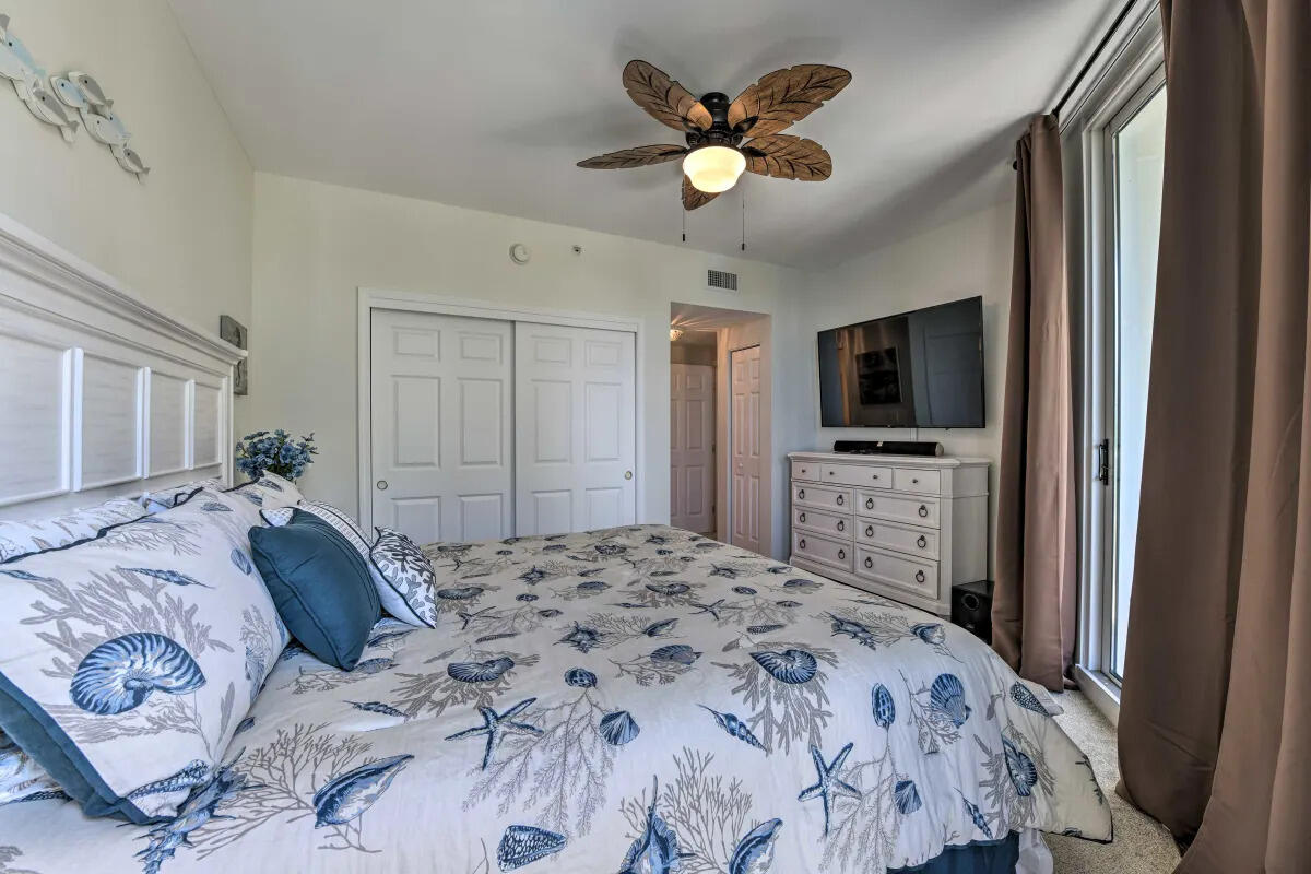 THE PALMS OF DESTIN - Residential