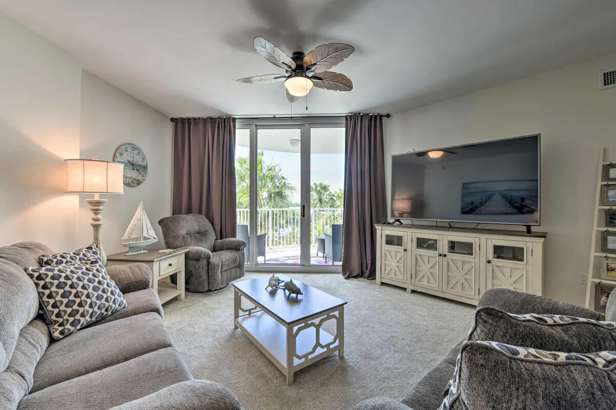 THE PALMS OF DESTIN - Residential