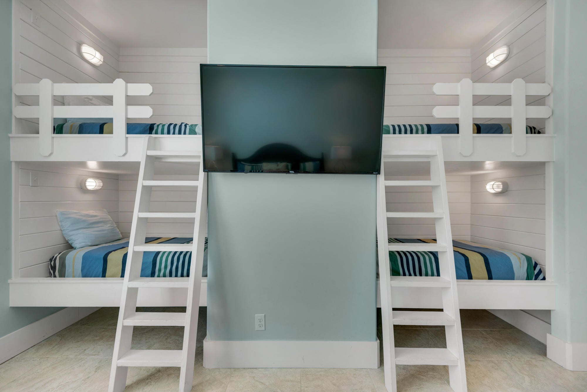 FRANGISTA BEACH 1ST ADDN - Residential